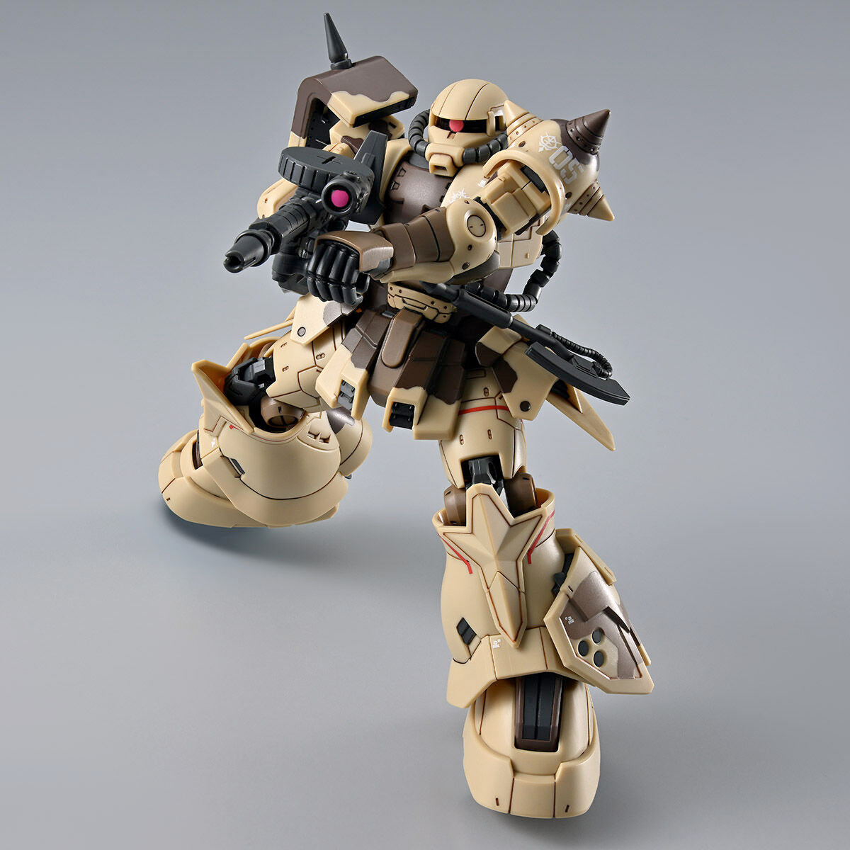 HG 1/144 High Mobility Type Zaku Ground Use (Danan Machine) Premium Bandai
