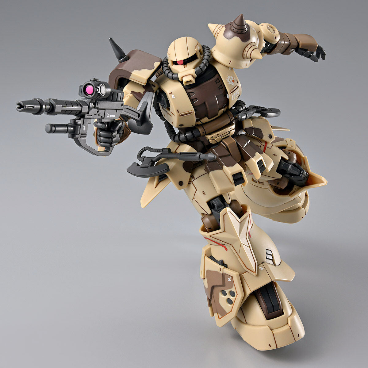 HG 1/144 High Mobility Type Zaku Ground Use (Danan Machine) Premium Bandai