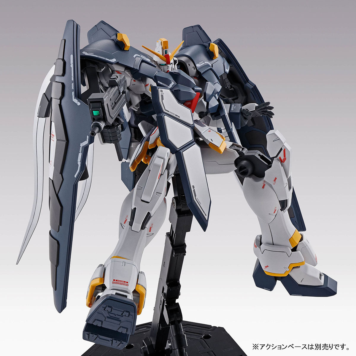 MG 1/100 New Mobile Report Gundam W Endless Waltz Gundam Sandrock EW version Armadillo equipment Color-coded plastic model