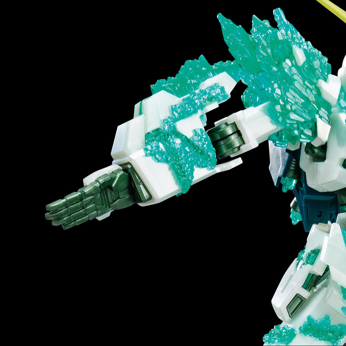 HG 1/144 Gundam Base Limited Unicorn Gundam (luminous Crystal body)