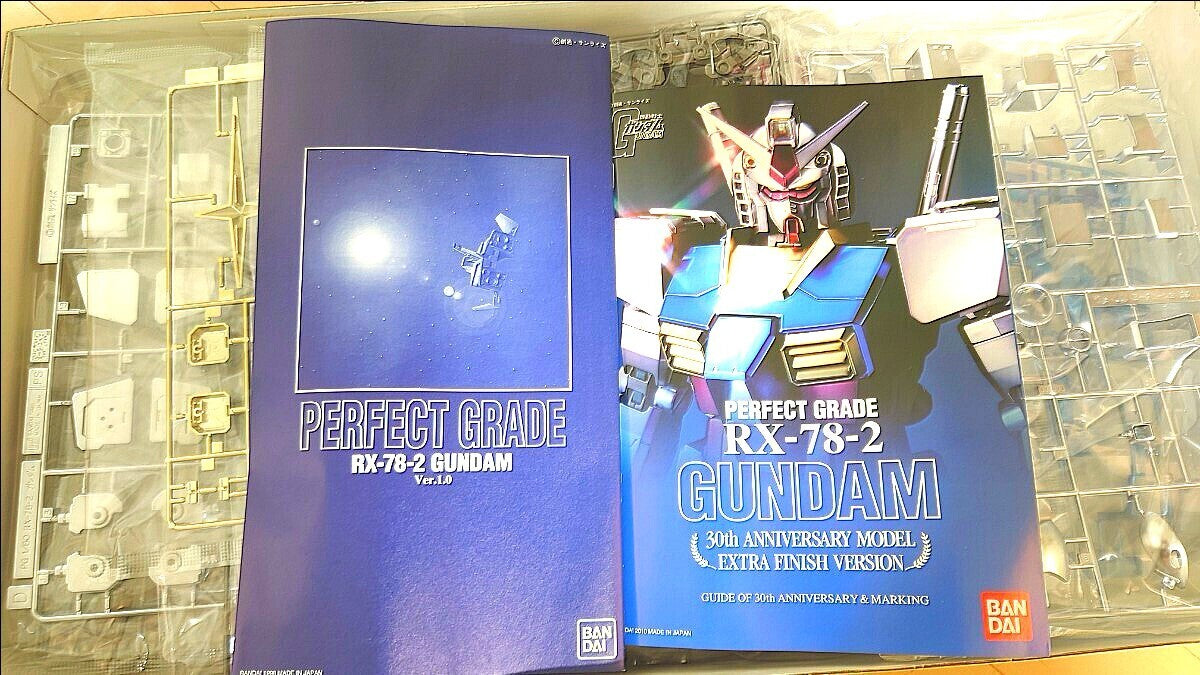 Bandai Spirits 1/60 PG RX78-2 Gundam 30th Anniversary Limited Model Extra Finish Ver.