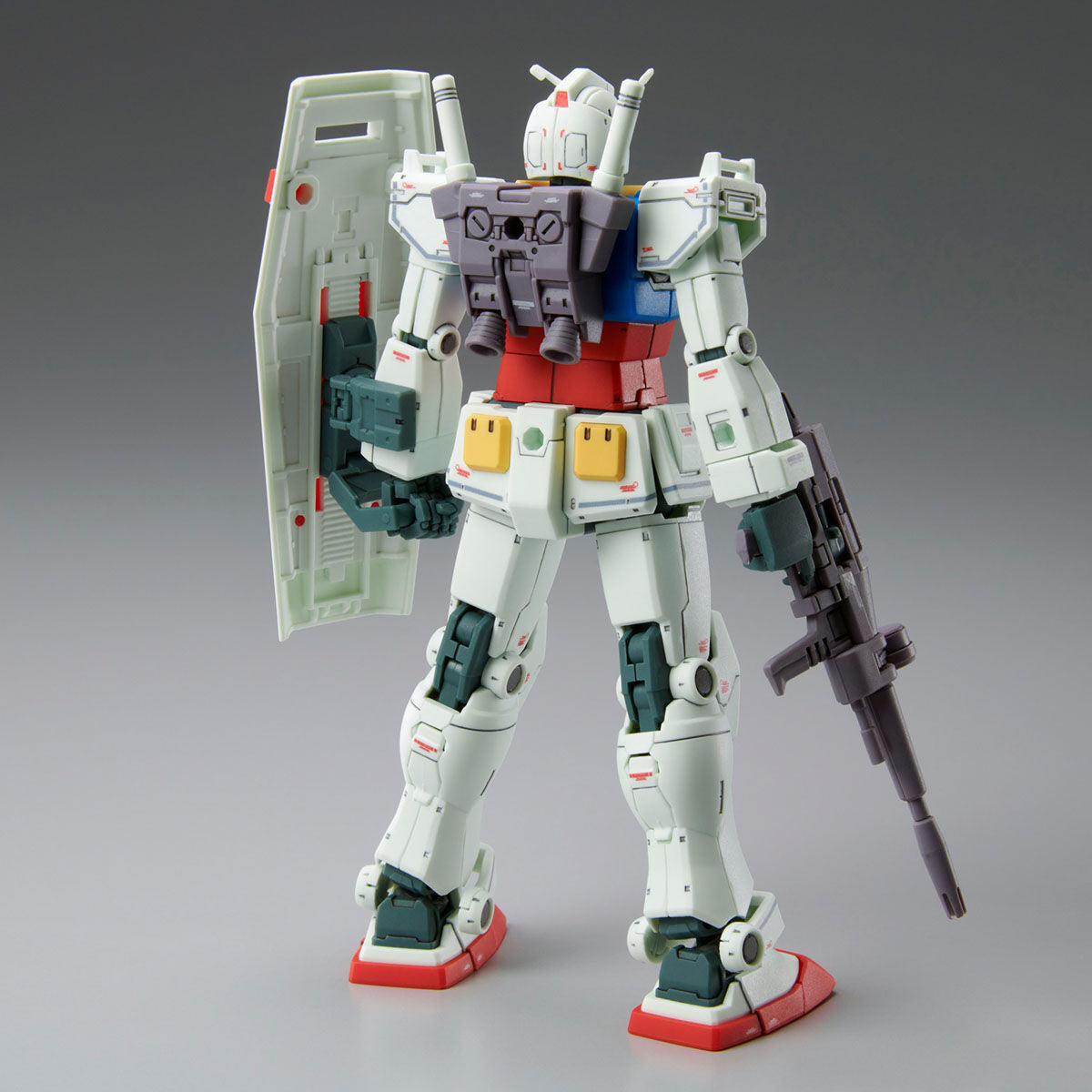 HG 1/144 RX-78-02 Gundam (Cucuruz Doan Island Version) Premium Bandai