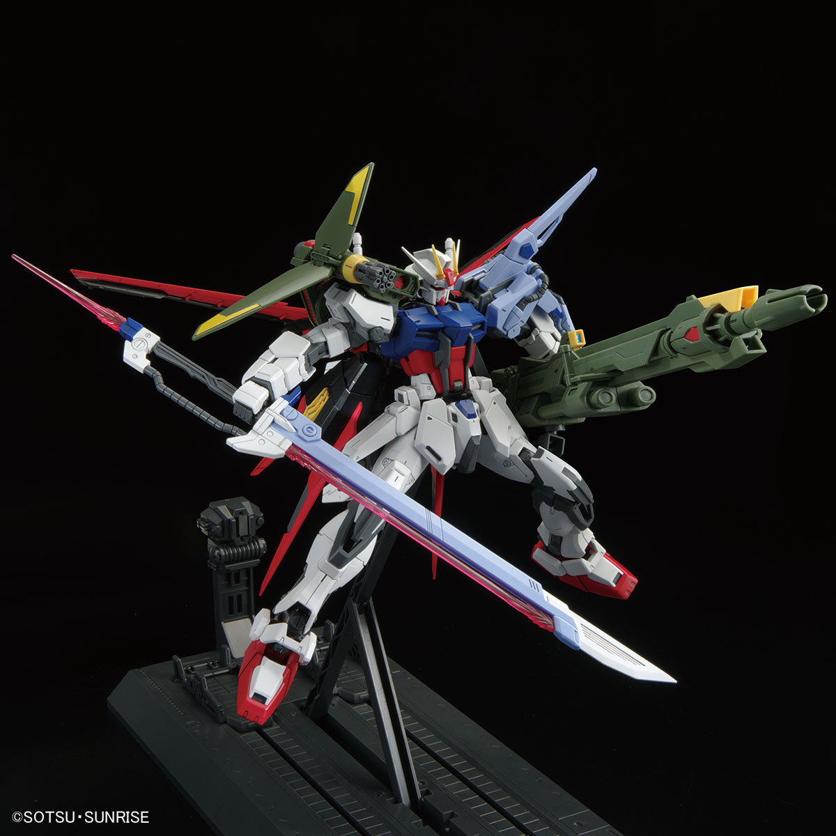MG 1/100 Gundam Base Limited Perfect Strike Gundam Grand Slam Equipped Type