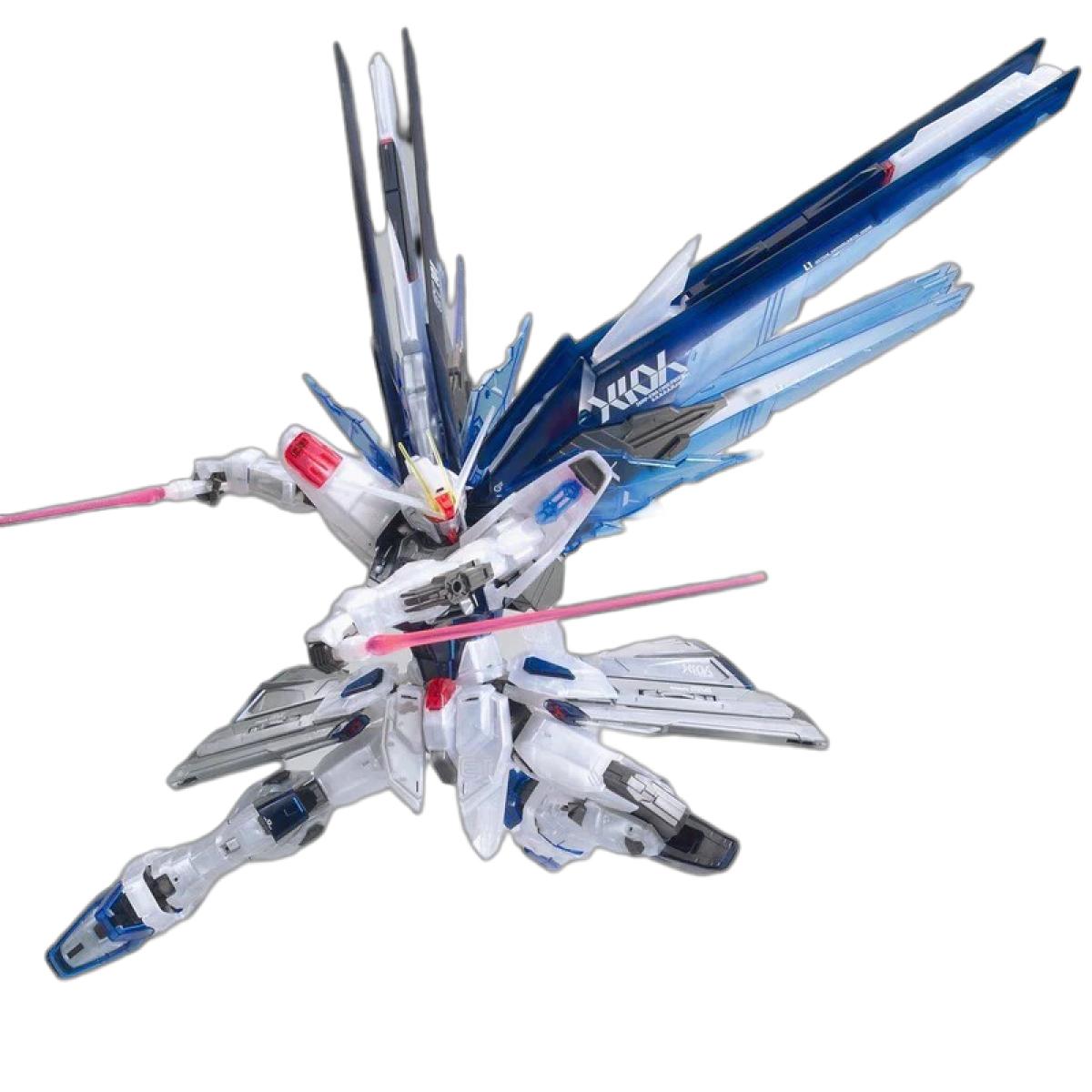 MG 1/100 Freedom Gundam Ver.2.0 Clear Color [Gundam Base Limited] - Gunpla - MG by Bandai Spirits