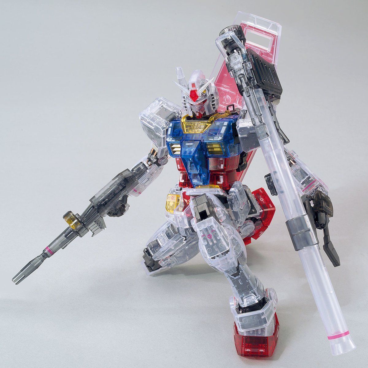 MG 1/100 Gundam Base Limited RX-78-2 Gundam Ver.3.0 [Clear Color]