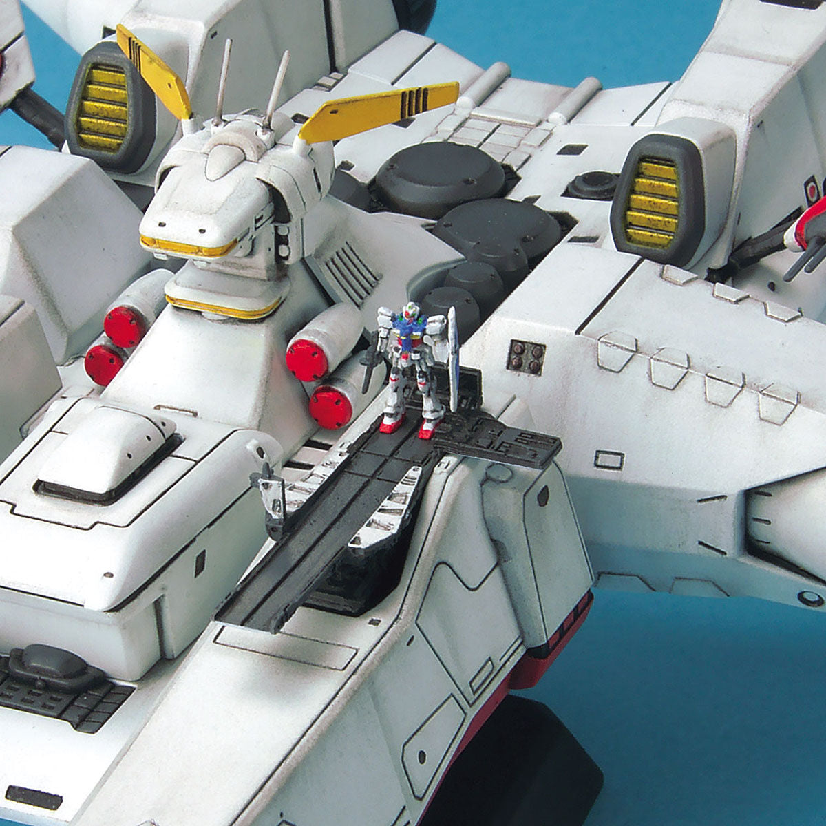 EX Model 16 1/1700 Mobile Ship Albion – Gundam 0083 | Bandai