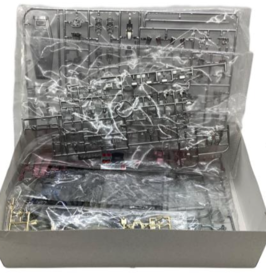 HG 1/144 RX-78-2 Gundam Ver.G30th Full Color Plating Ver. Gunpla EXPO Limited - Gunpla - HG by Bandai Spirits