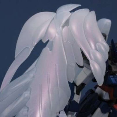 MG Wing Gundam Zero Custom 2005 Carahobi Limited Production Pearl Mirror Coating