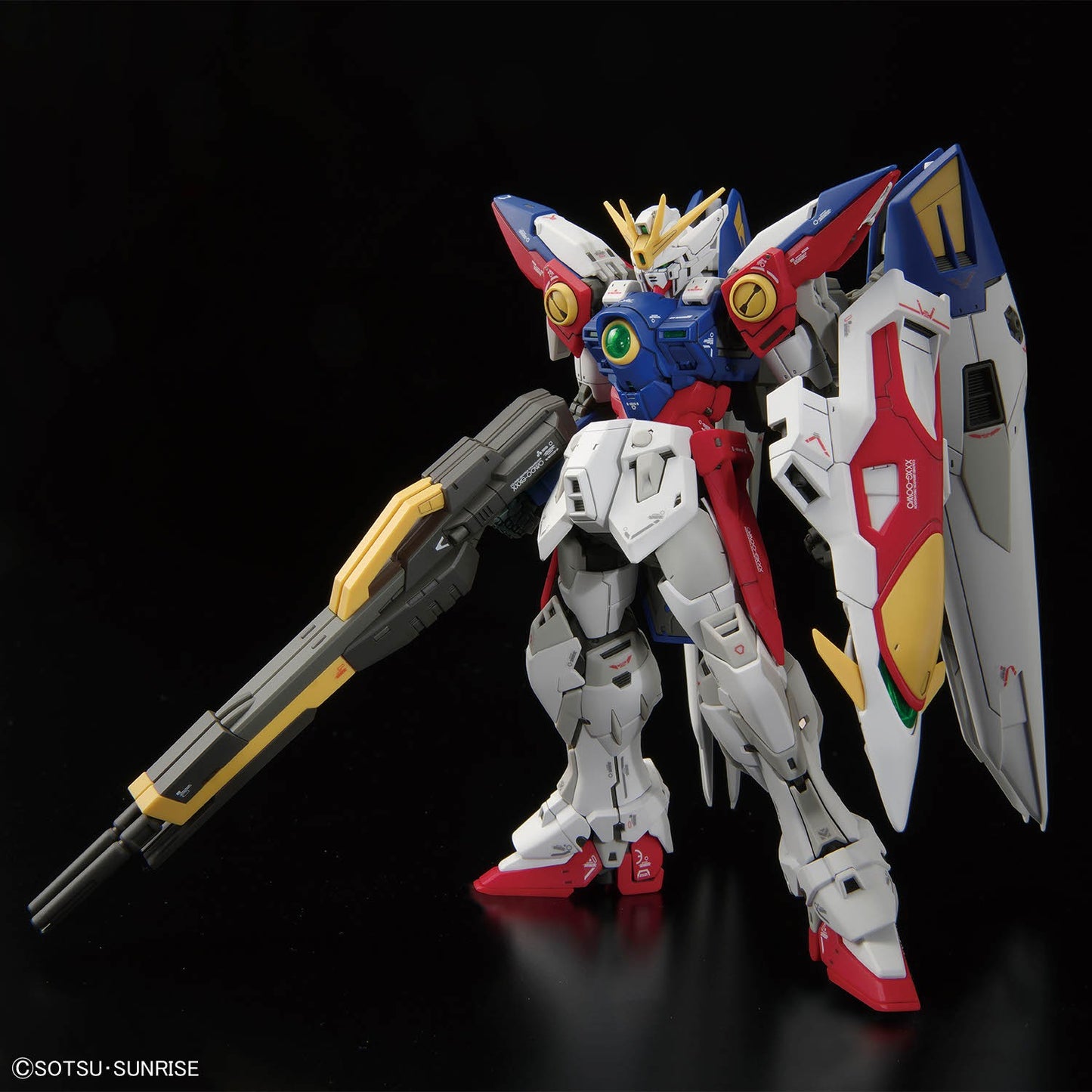 RG 1/144 Wing Gundam Zero – Real Grade XXXG-00W0 Mobile Suit Model Kit (Bandai Spirits)