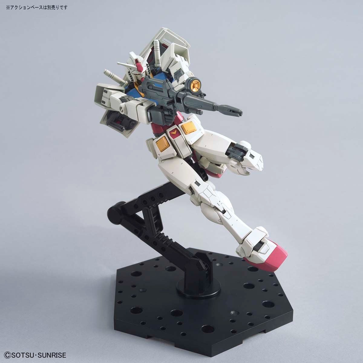 HG Mobile Suit Gundam RX-78-2 Gundam [BEYOND GLOBAL] 1/144 Scale Color-coded plastic model - Gunpla by BANDAI SPRITS