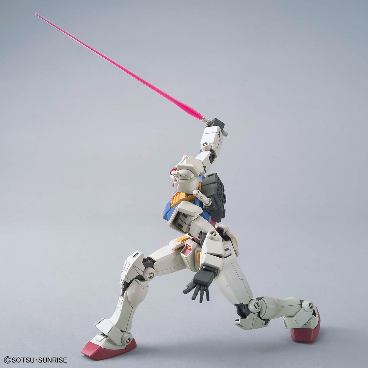 HG Mobile Suit Gundam RX-78-2 Gundam [BEYOND GLOBAL] 1/144 Scale Color-coded plastic model - Gunpla by BANDAI SPRITS