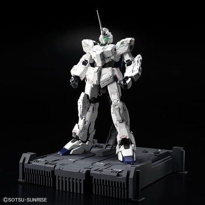 MGEX 1/100 Gundam Base Limited Unicorn Gundam Ver.TWC