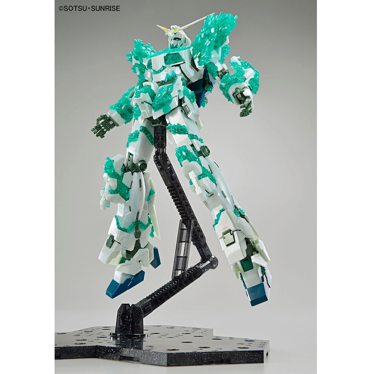 Gundam base limited item MG 1/100 Gundam Base Limited Unicorn Gundam (Crystal of Light)