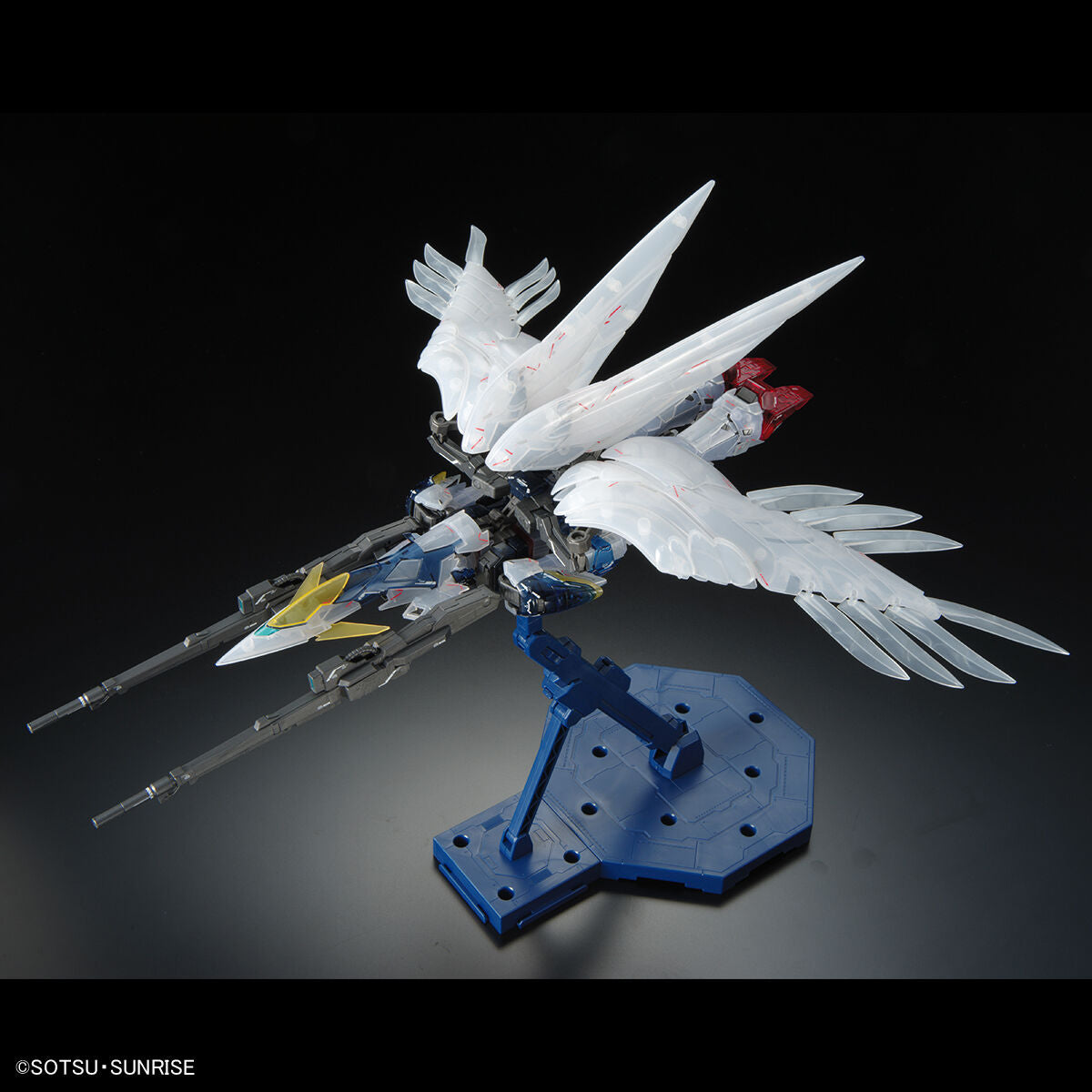mg 1/100 gundam base limited wing gundam zero ew ver.ka [clear color]