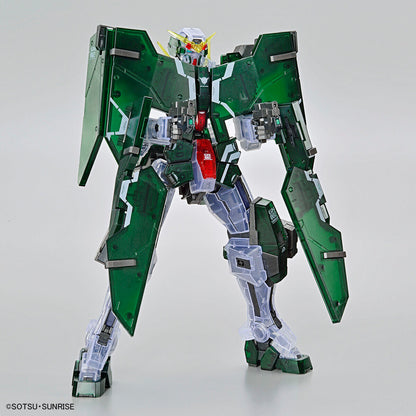mg 1/100 gundam base limited gundam dynames [clear color]