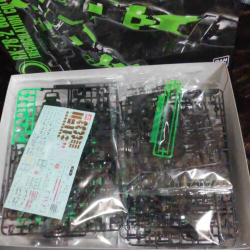 MG 1/100 RX-78-2 Gundam Ver.3.0 [Recirculation Color / Neon Green]